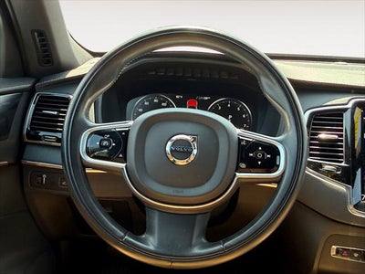 2022 Volvo XC90 Inscription