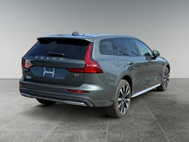 2026 Volvo V60 Cross Country Ultra