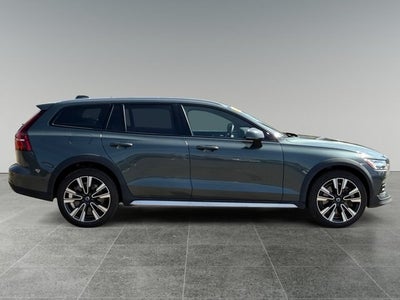 2026 Volvo V60 Cross Country Ultra