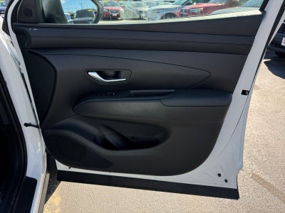 2025 Hyundai TUCSON SE AWD