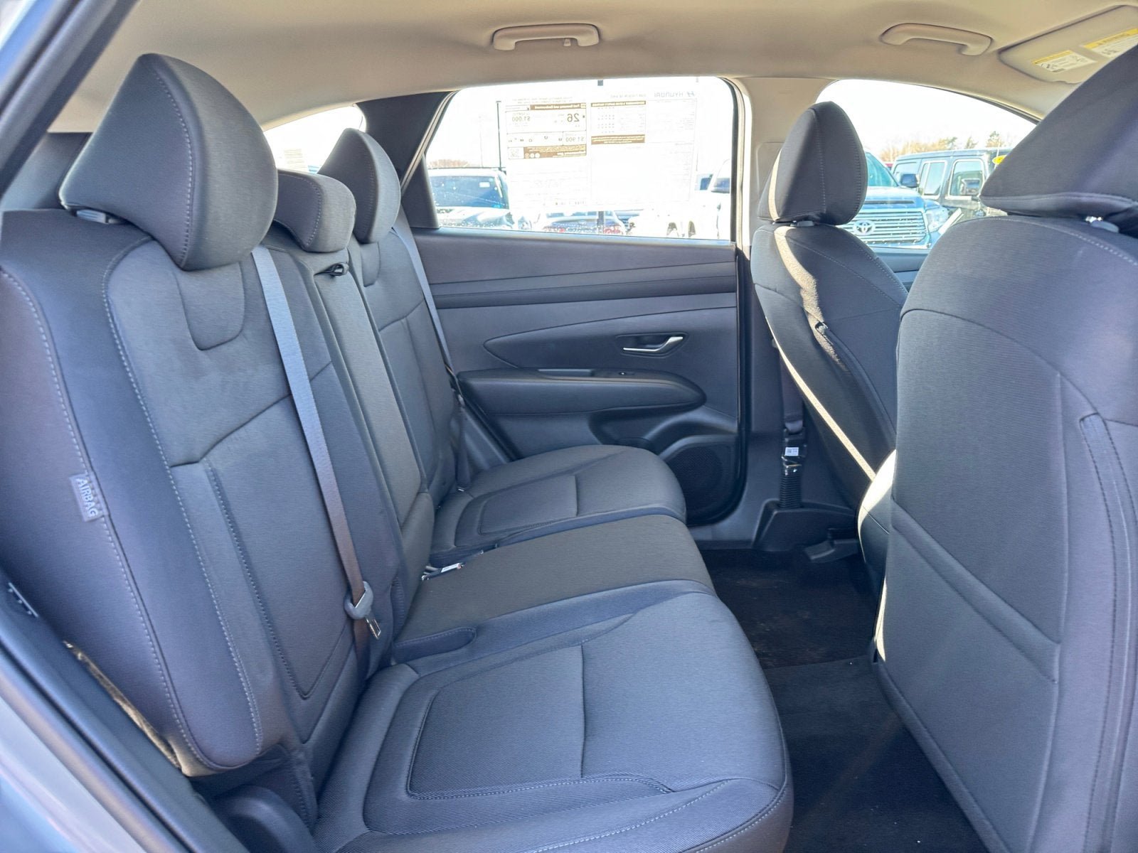 2026 Hyundai TUCSON SE