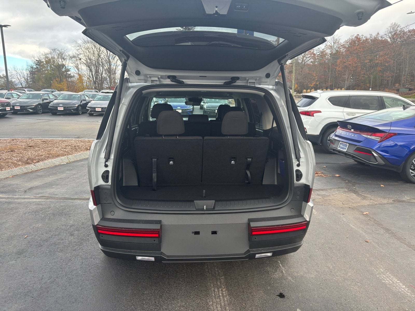 2026 Hyundai SANTA FE HYBRID SE