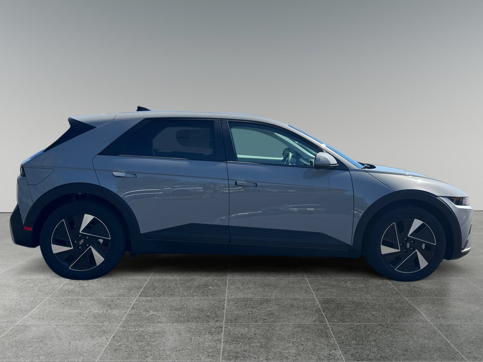2027 Hyundai IONIQ 5 SE