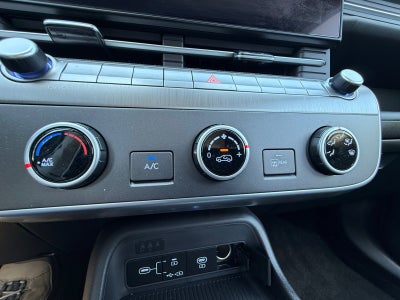 2026 Hyundai KONA SE AWD