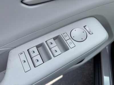 2026 Hyundai KONA SE AWD