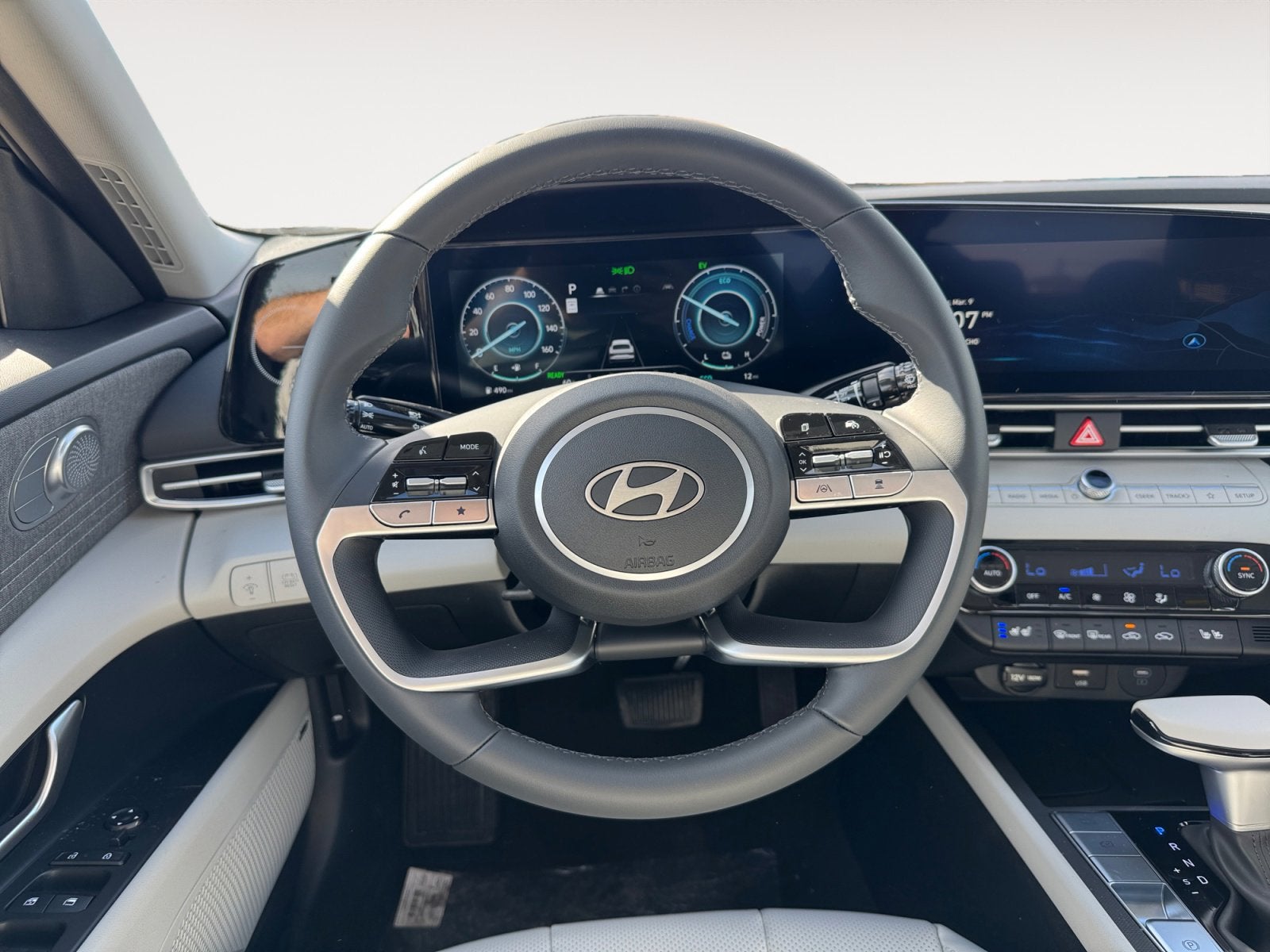 2026 Hyundai ELANTRA HYBRID Limited