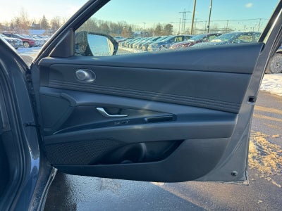 2025 Hyundai ELANTRA SEL Convenience