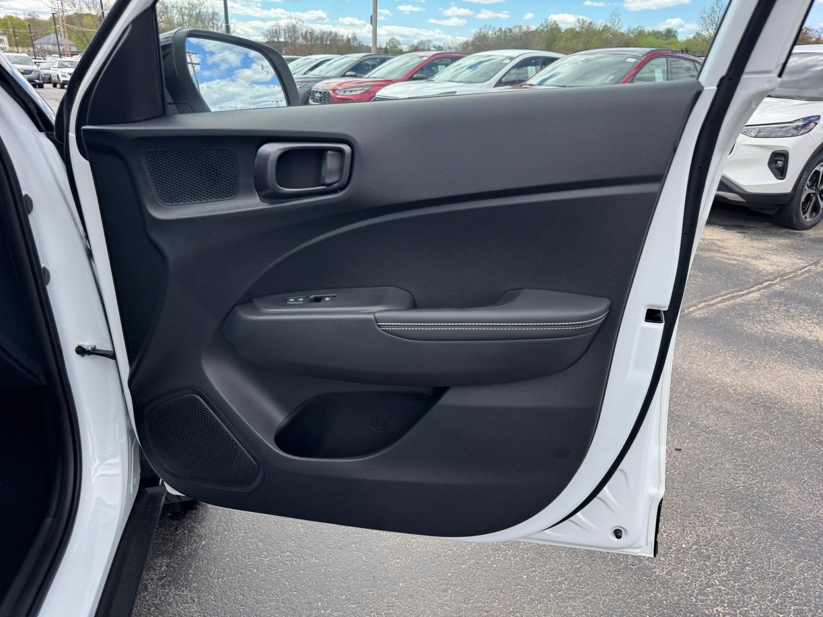2026 Hyundai VENUE SEL W/Two-Tone Roof